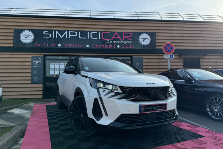 PEUGEOT 5008